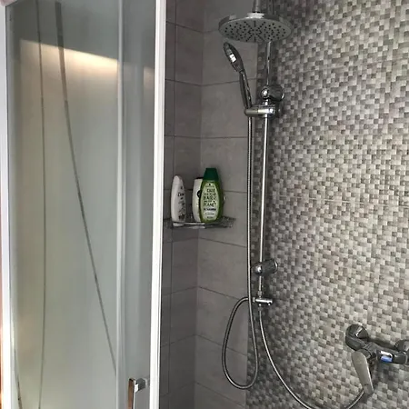 Orsi House شقة *