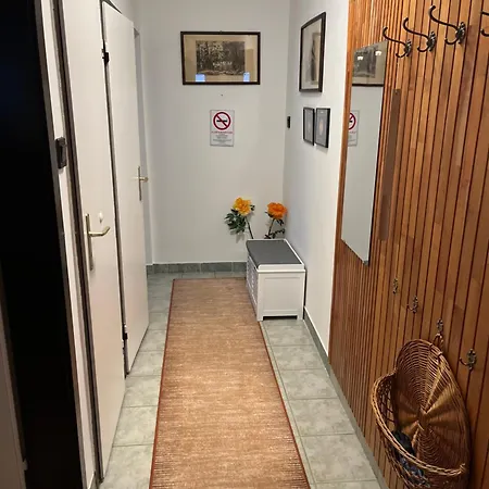 Orsi House דירה