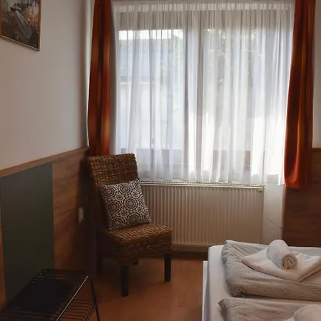 Orsi House * سزومباثيلي