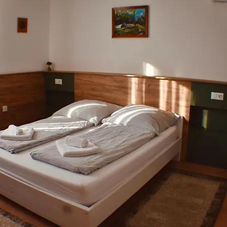 Orsi House Lägenhet Szombathely