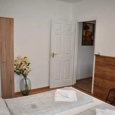 Orsi House Apartamento