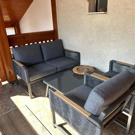 Orsi House * سزومباثيلي